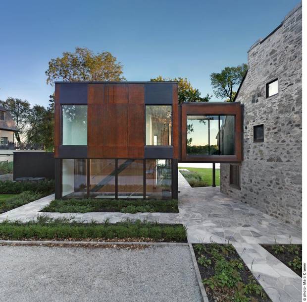 Photo by Marc Cramer. Design by Henri Cleinge